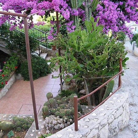 Apartments Katica Trogir Eksteriør bilde