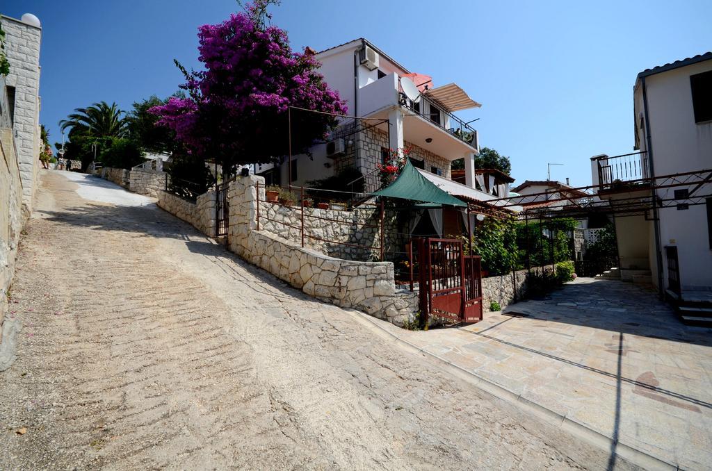 Apartments Katica Trogir Eksteriør bilde